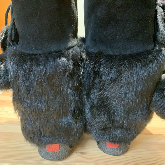 Softmoc Winter Niska 2 Black Mukluks - Picture 2 of 4